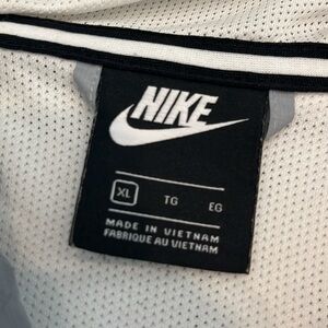 Vintage Nike Men’s Windbreaker Zip-Up Hoodie Color Grey/White Size‎ XL